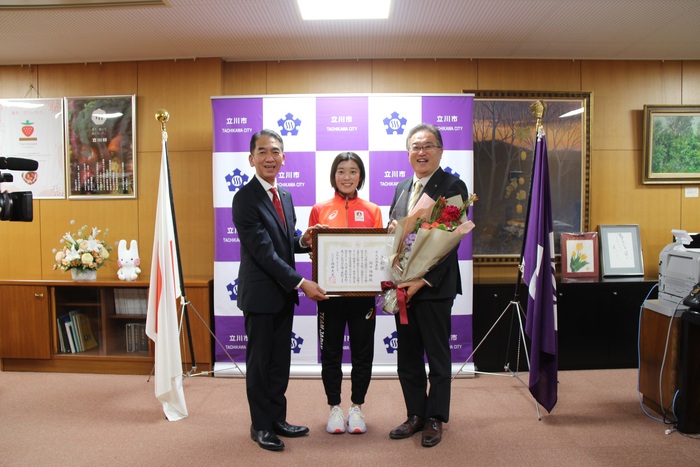 写真：家庭ごみ（プラスチック）収集の様子（令和7年1月21日）