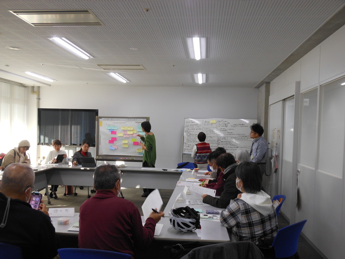 意見交換会の様子(厚生委員会)