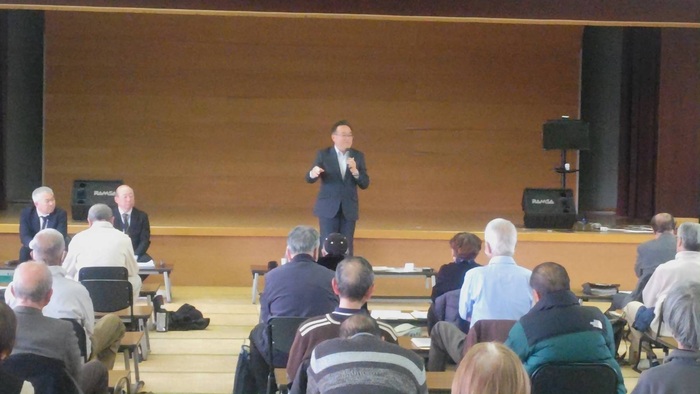 写真：柴崎福祉会館で開催されたタウンミーティングの様子